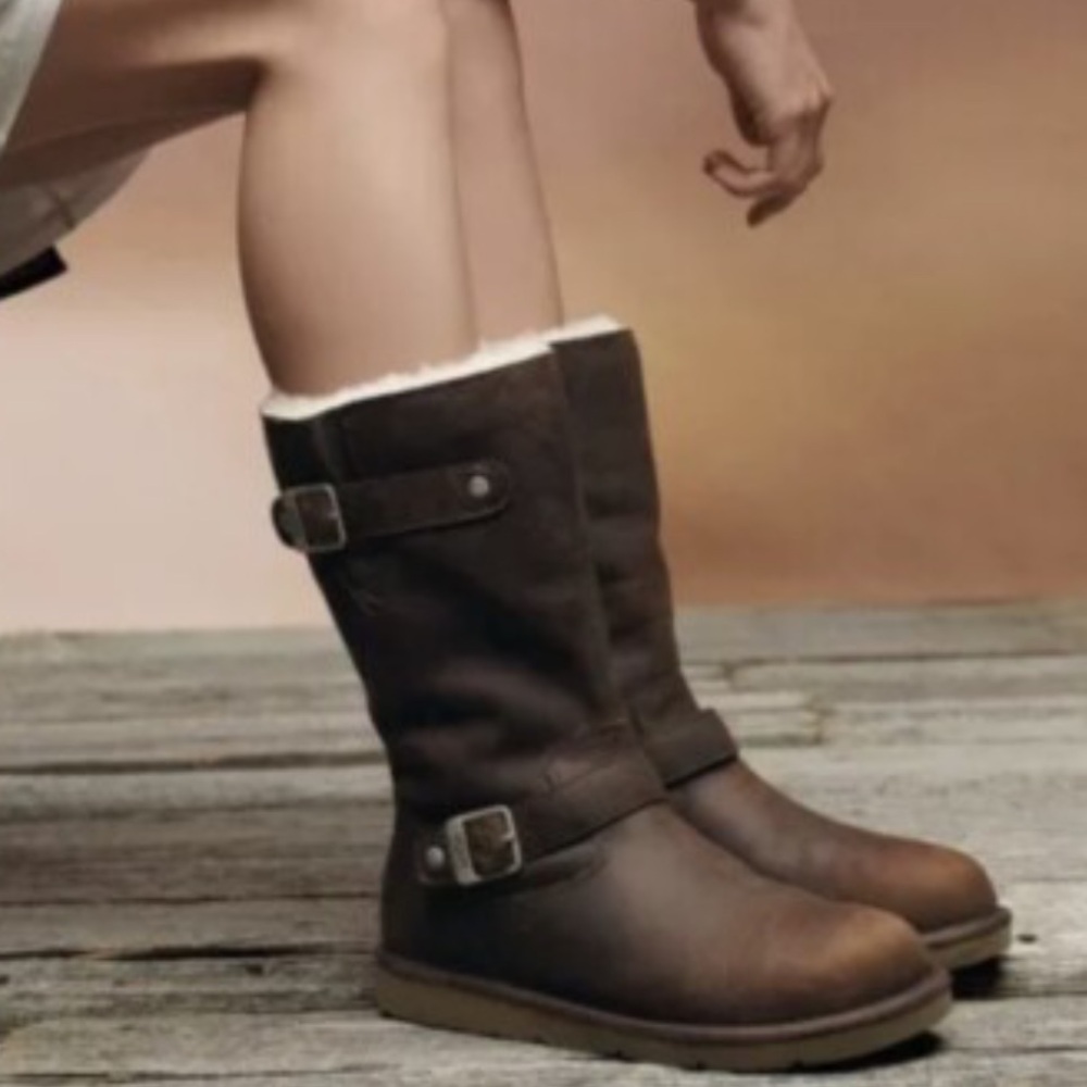 UGG Kensington boot